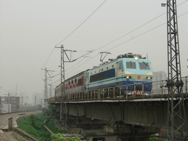 韶山8型0001(1).jpg