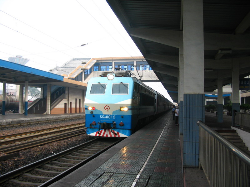 韶山8型0012(1).jpg