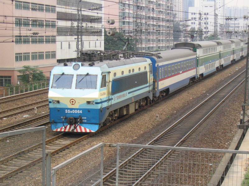 韶山8型0064(2).jpg