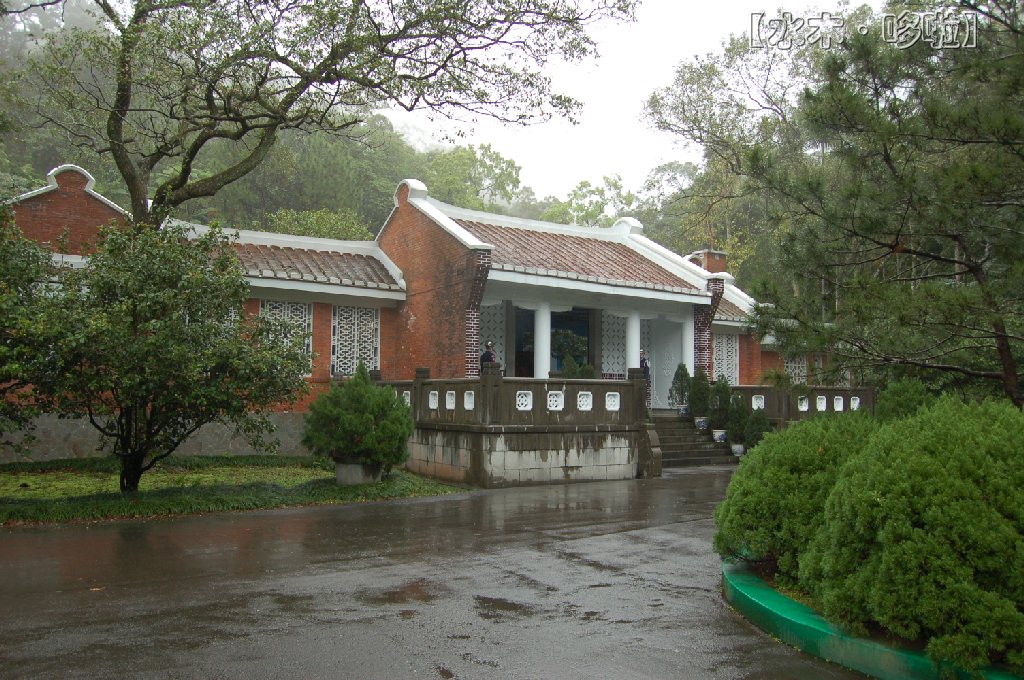 台北慈湖老蒋故居2.jpg