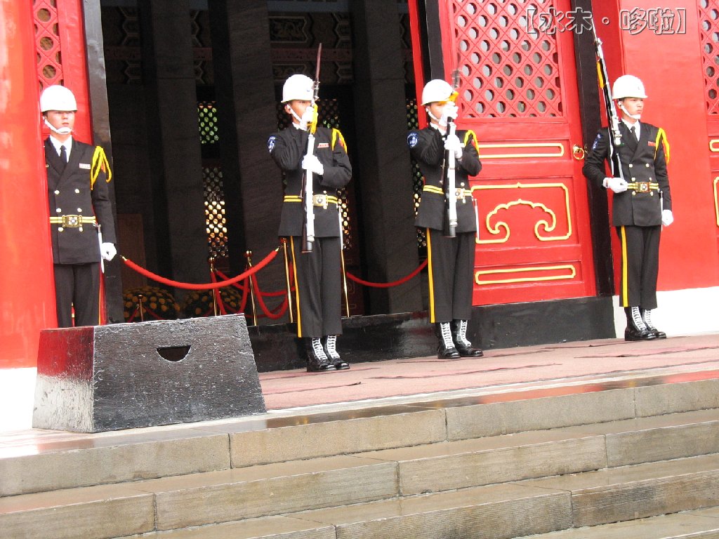台北忠烈祠卫兵交接7.jpg