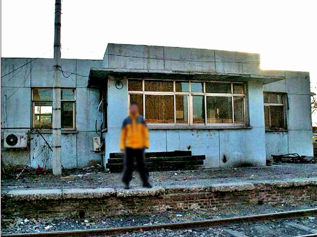 我在五路站.jpg